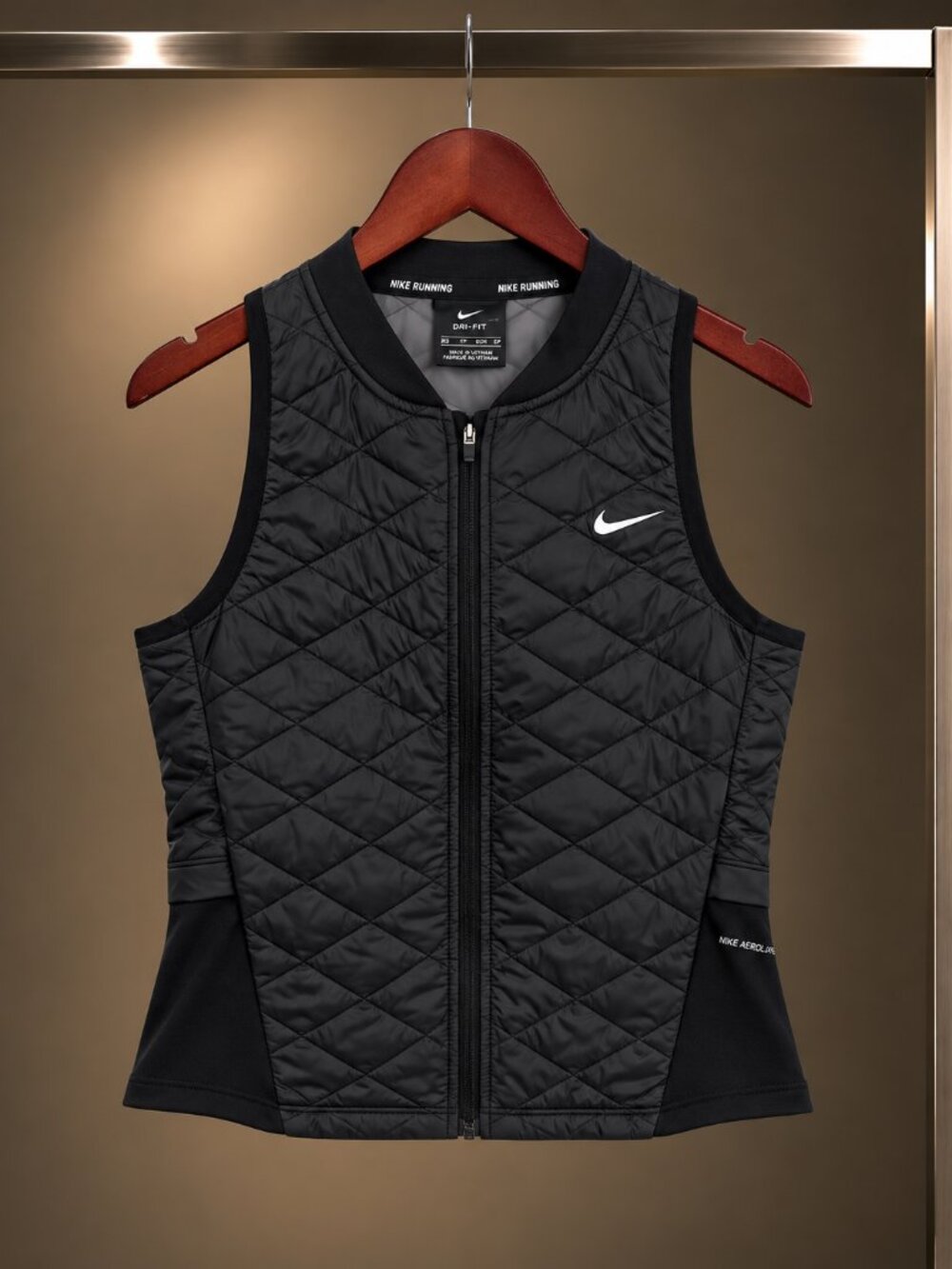 Nike AeroLayer Womens Running Vest Black Quilted Full Zip CJ5562-010 Size XS